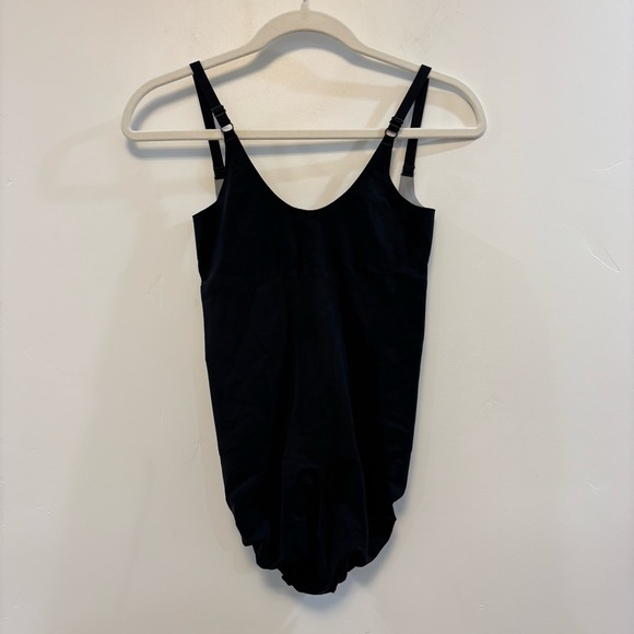 SPANX OnCore Open-Bust Bodysuit Small Black - Picture 6 of 8